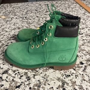 Kids green timberland boots worn